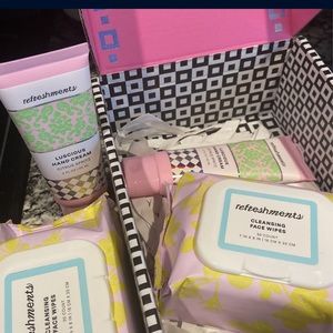 Two brand new IPSY refreshment shipments.